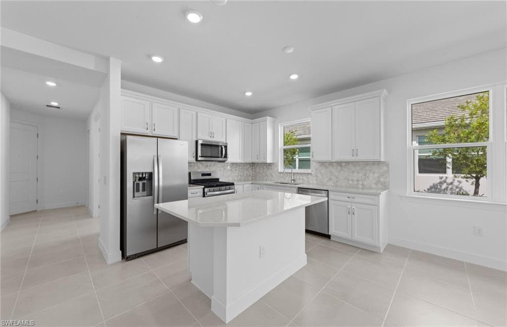 12441 Dolomite WAY-27