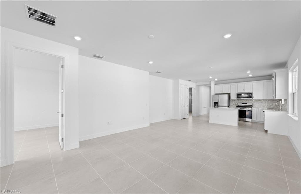 12441 Dolomite WAY-15