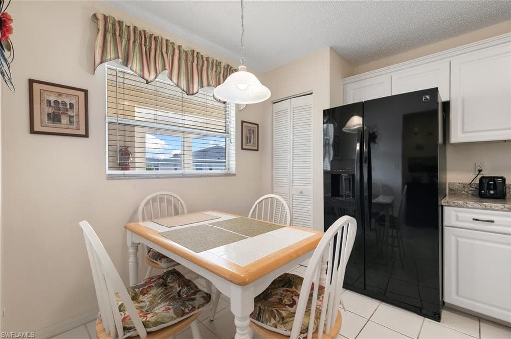 685 Squire CIR 204-12