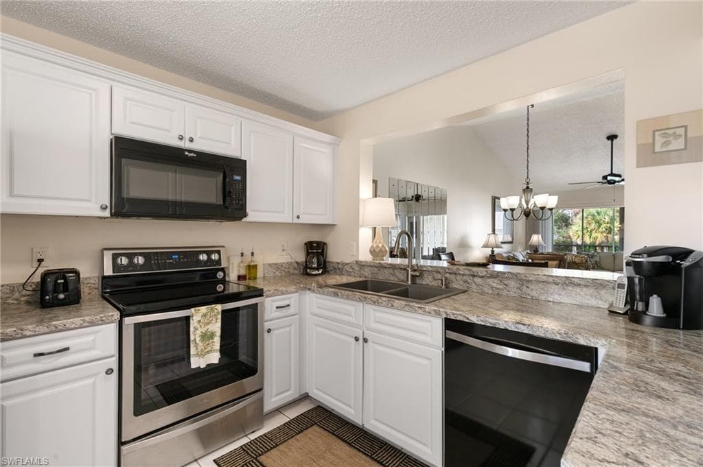 685 Squire CIR 204-10