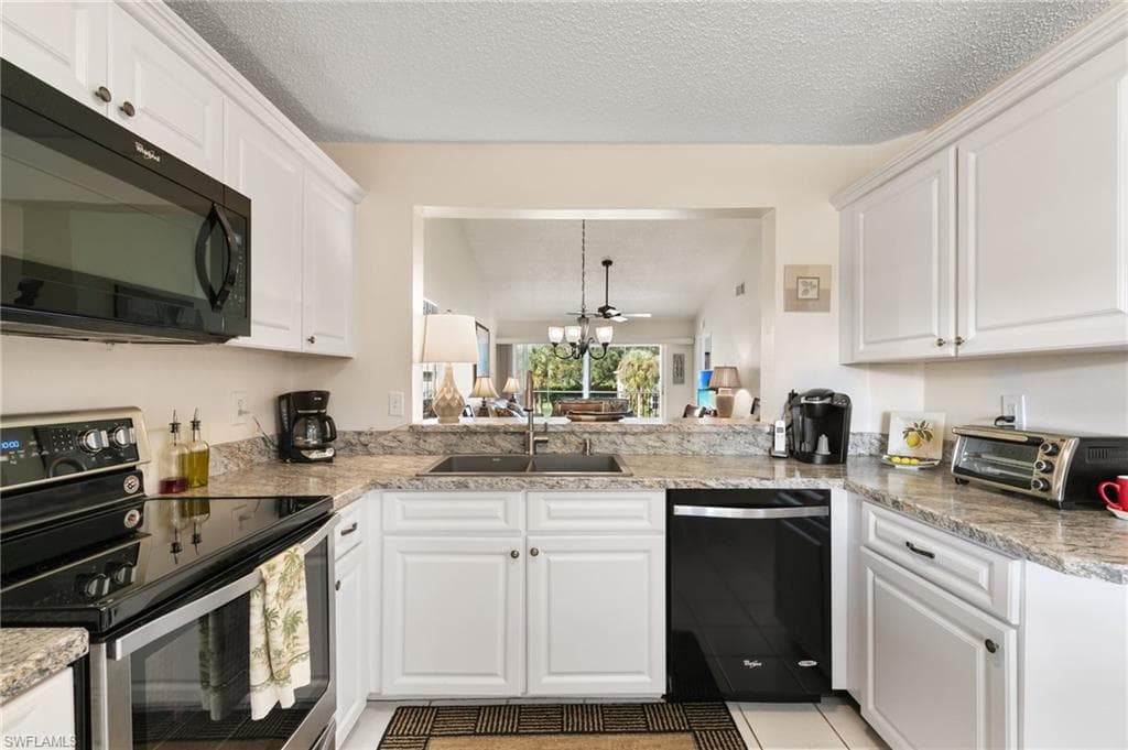 685 Squire CIR 204-11