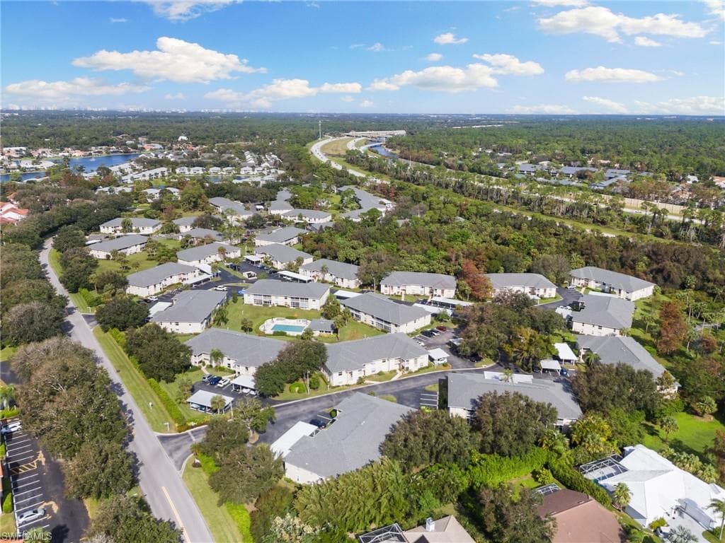 685 Squire CIR 204-29