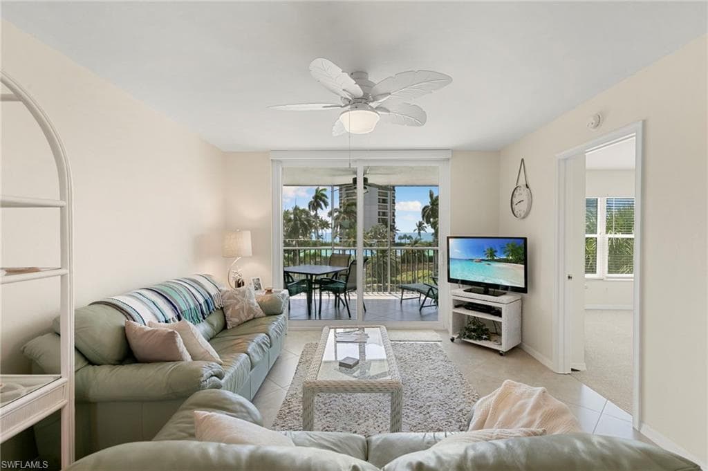 861 Collier BLVD S404-6