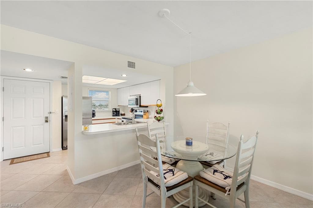861 Collier BLVD S404-8