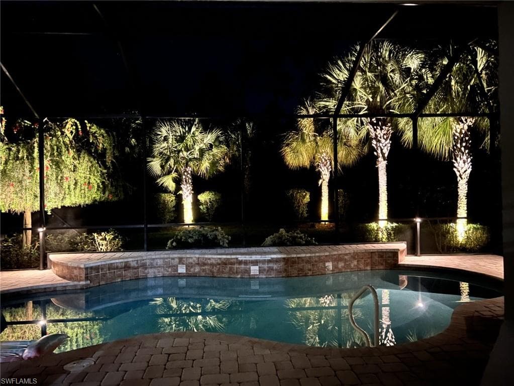 9436 Whooping Crane WAY-37