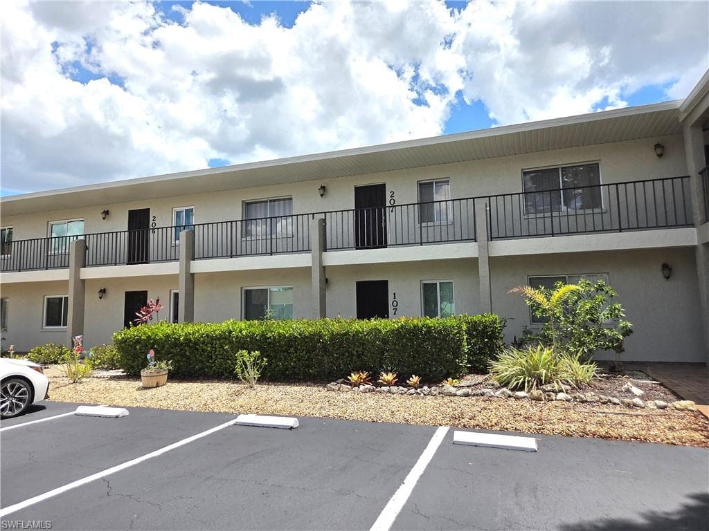 6184 Michelle WAY 207-2