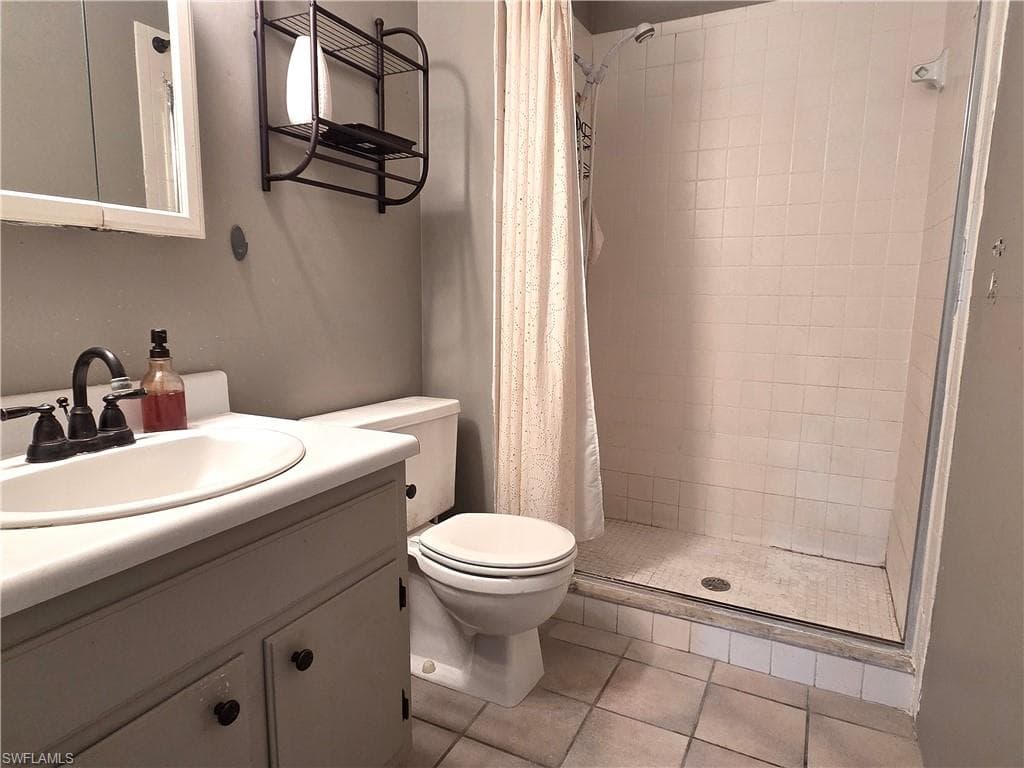 6184 Michelle WAY 207-17