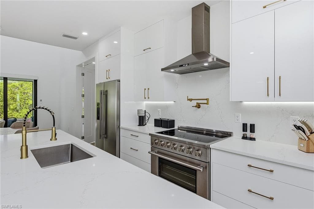 3400 Canal ST-10