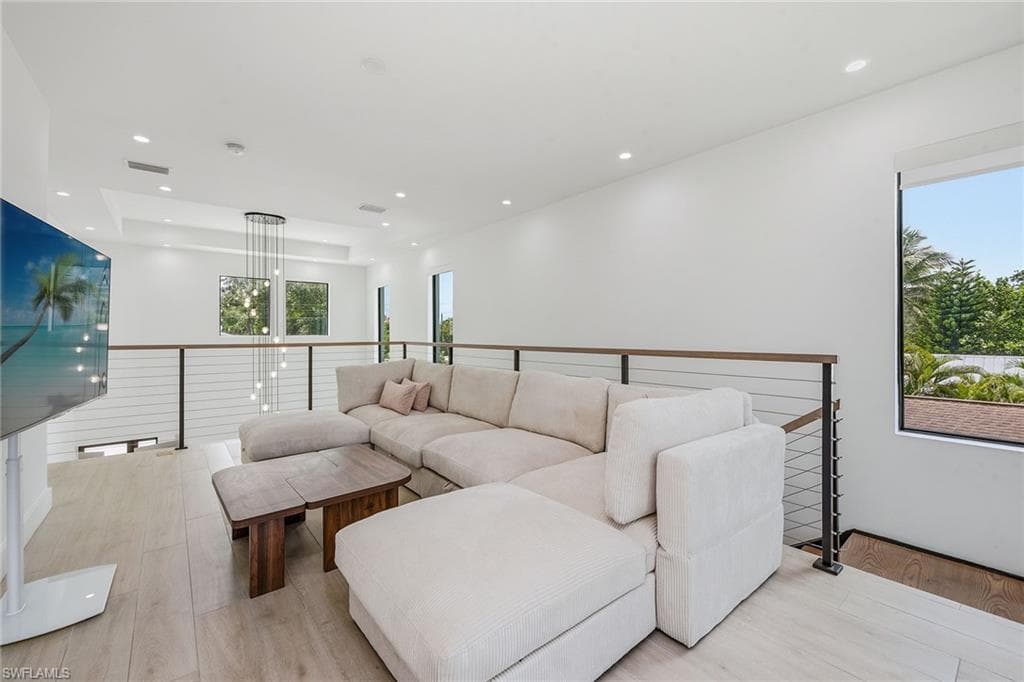 3400 Canal ST-25