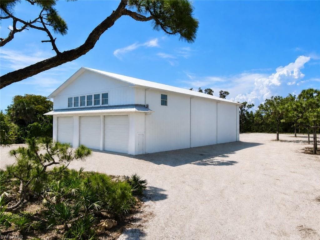 6690 Pineland RD-1