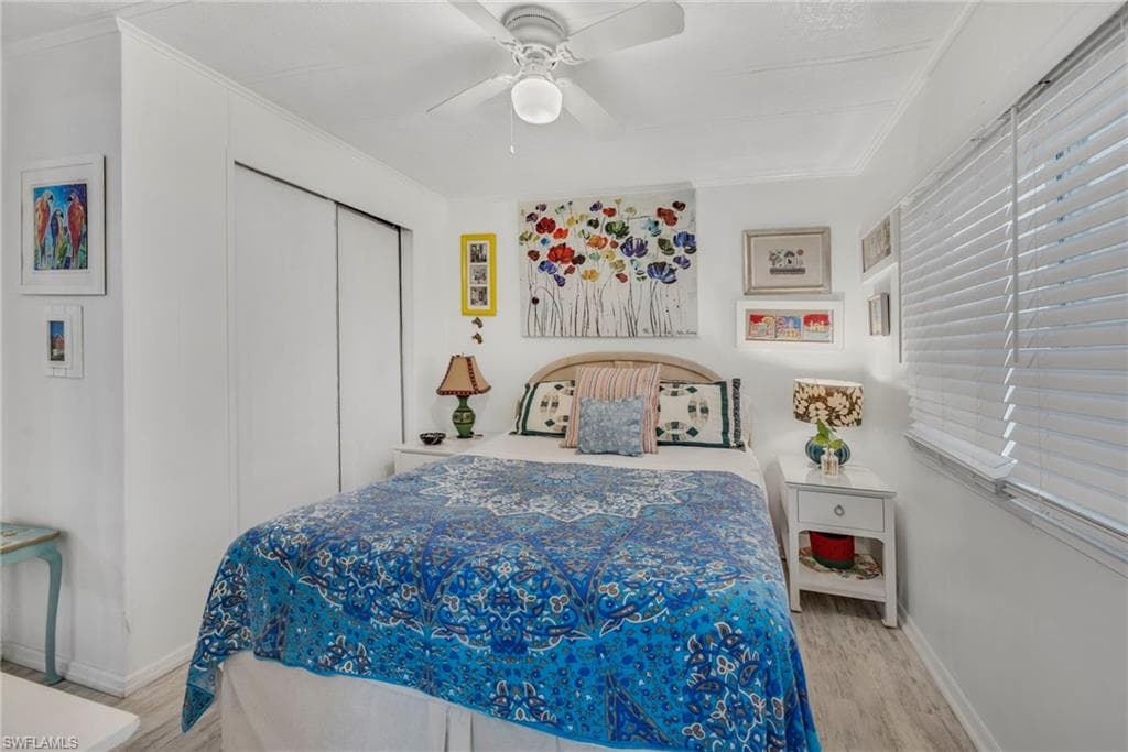 26049 Princess LN-13