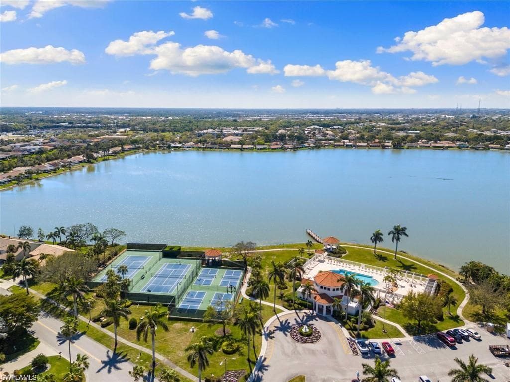 7800 Emerald CIR B104-20