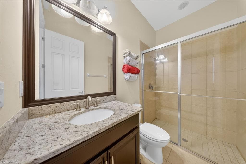 3330 Banyon Hollow LOOP-32