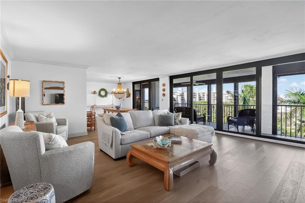 2400 Gulf Shore BLVD N 603-6