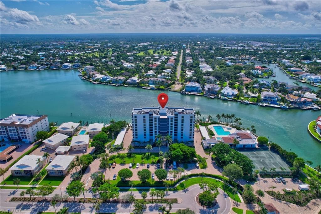 2400 Gulf Shore BLVD N 603-36