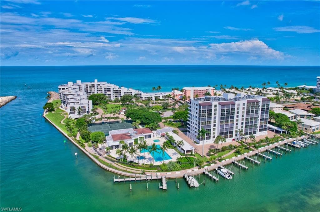 2400 Gulf Shore BLVD N 603-1