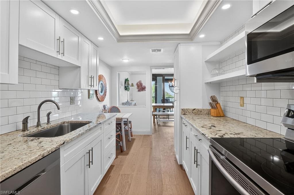 2400 Gulf Shore BLVD N 603-10