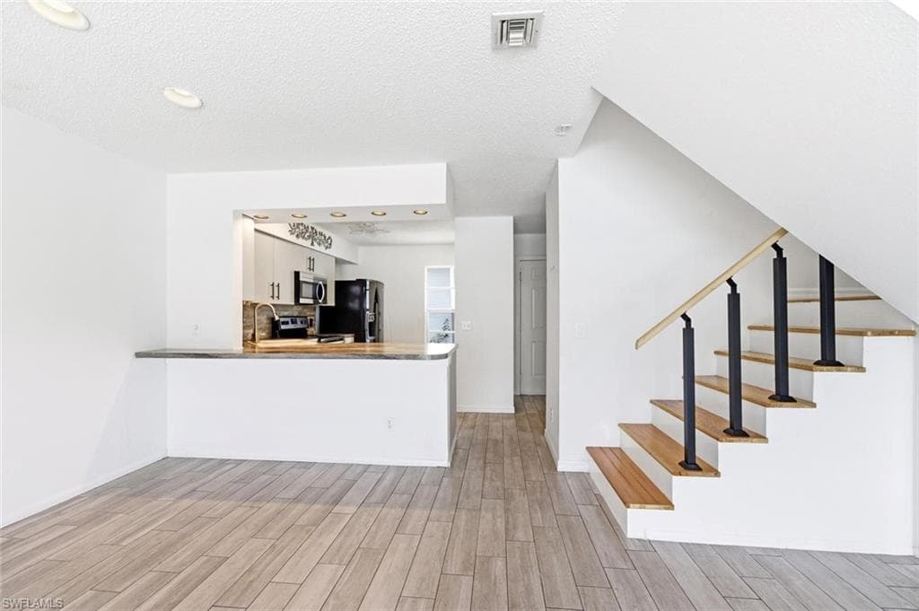 25500 Cockleshell DR 503-9