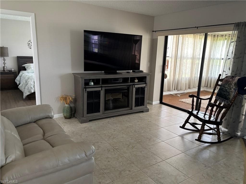 1514 Palm Woode DR-2