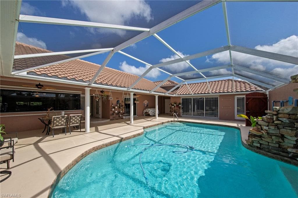 13541 Stringfellow RD-28