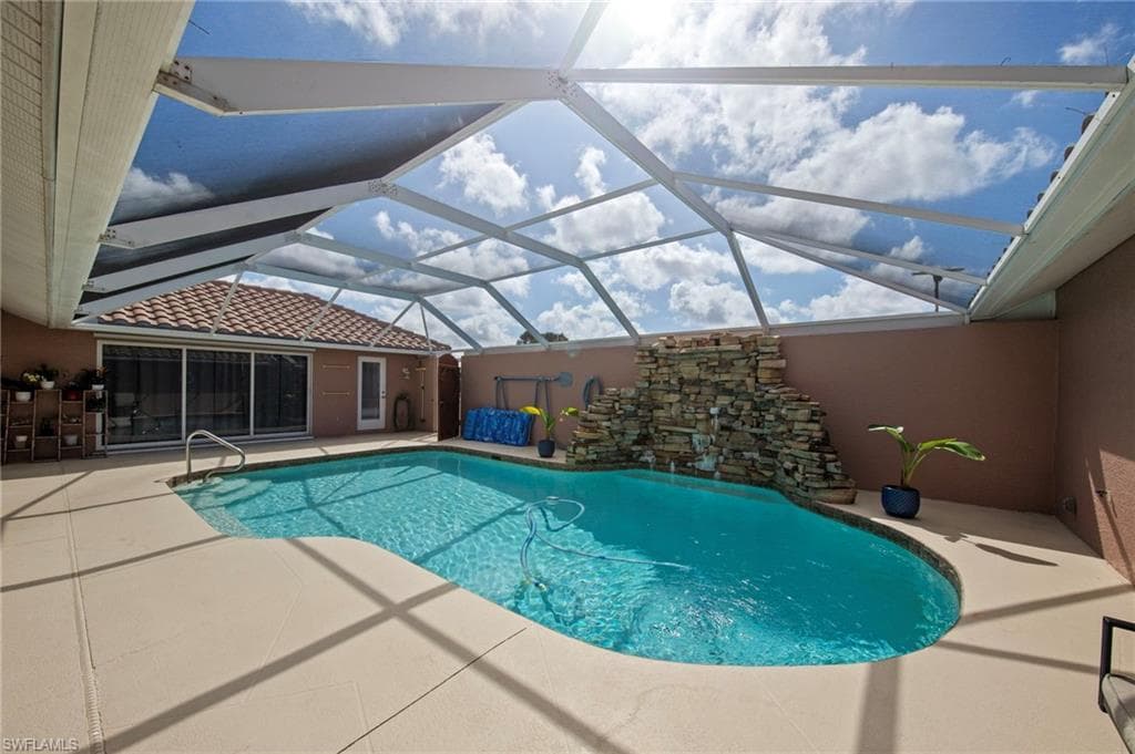 13541 Stringfellow RD-29