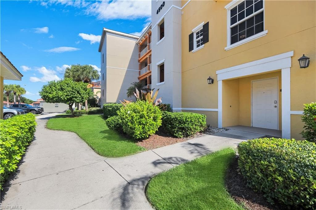 4500 Botanical Place CIR 107-3