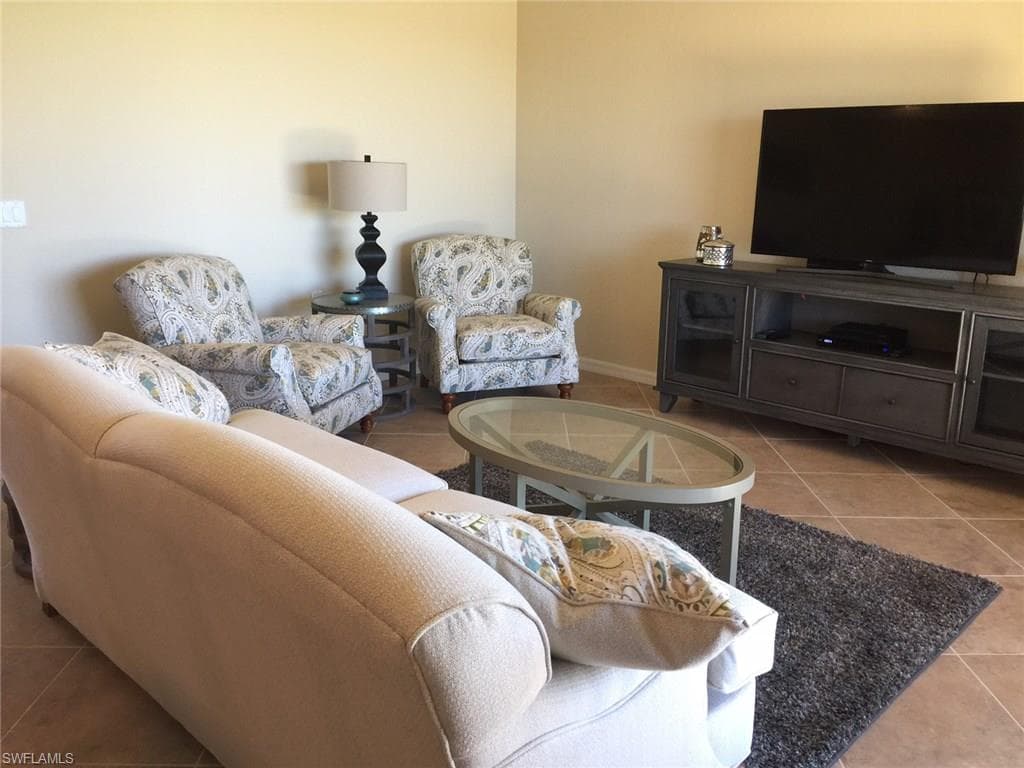 17961 Bonita National BLVD 523-8