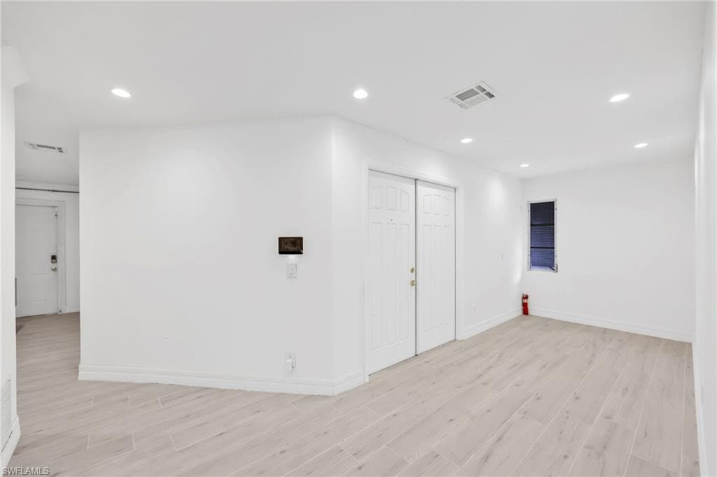 1831 Palaco Grande PKWY-13