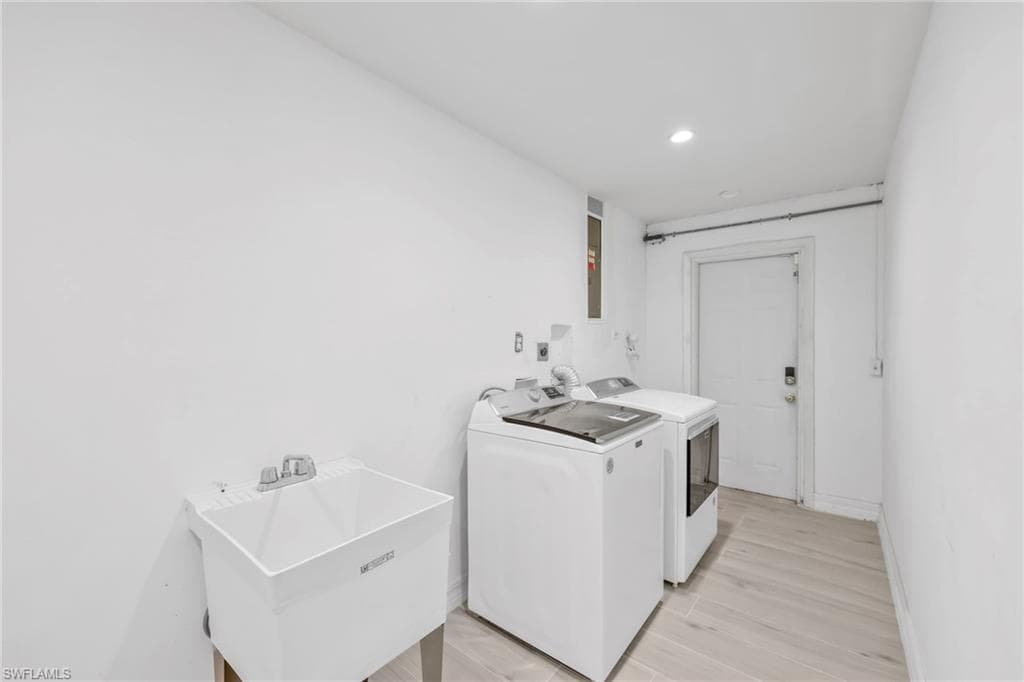 1831 Palaco Grande PKWY-14