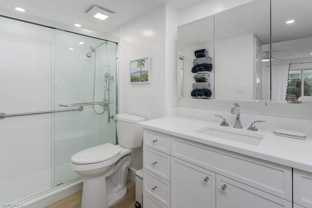 3420 Gulf Shore BLVD N 14-22