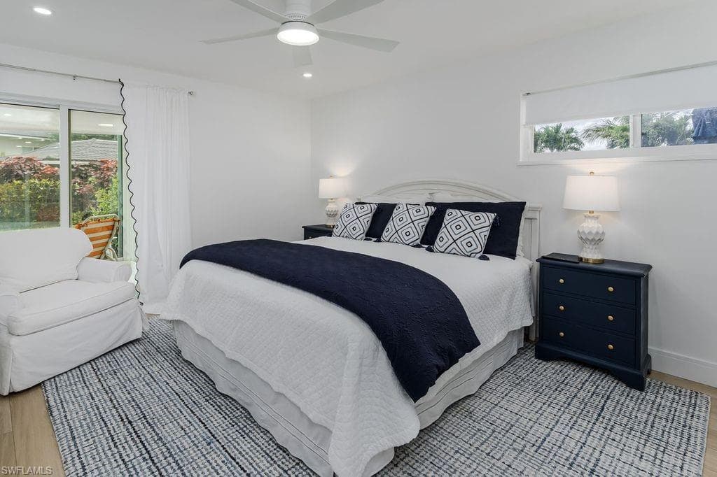 3420 Gulf Shore BLVD N 14-14