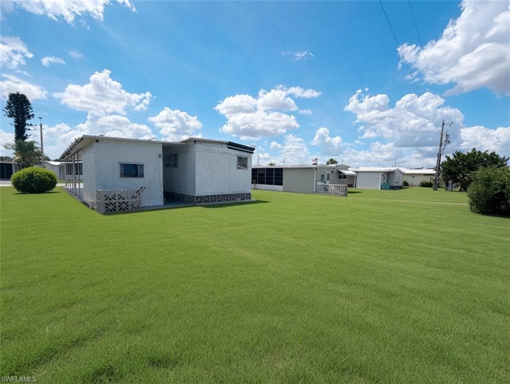514 Blossom CT-16