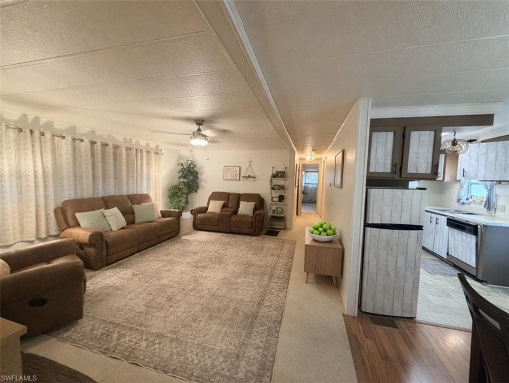 514 Blossom CT-1
