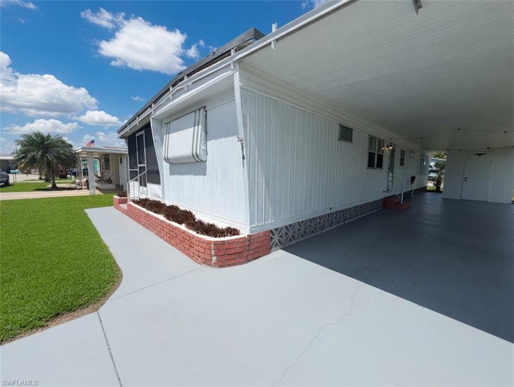 514 Blossom CT-15