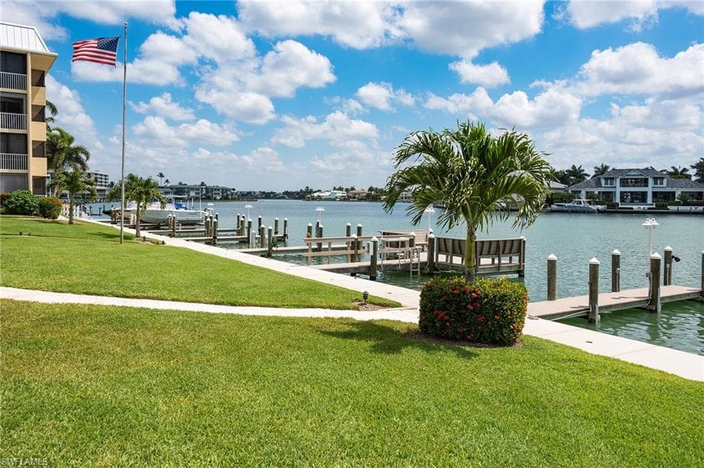 3000 Gulf Shore BLVD N 101-22