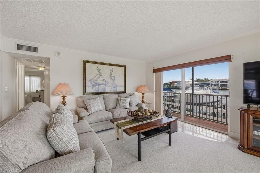 3000 Gulf Shore BLVD N 101-9