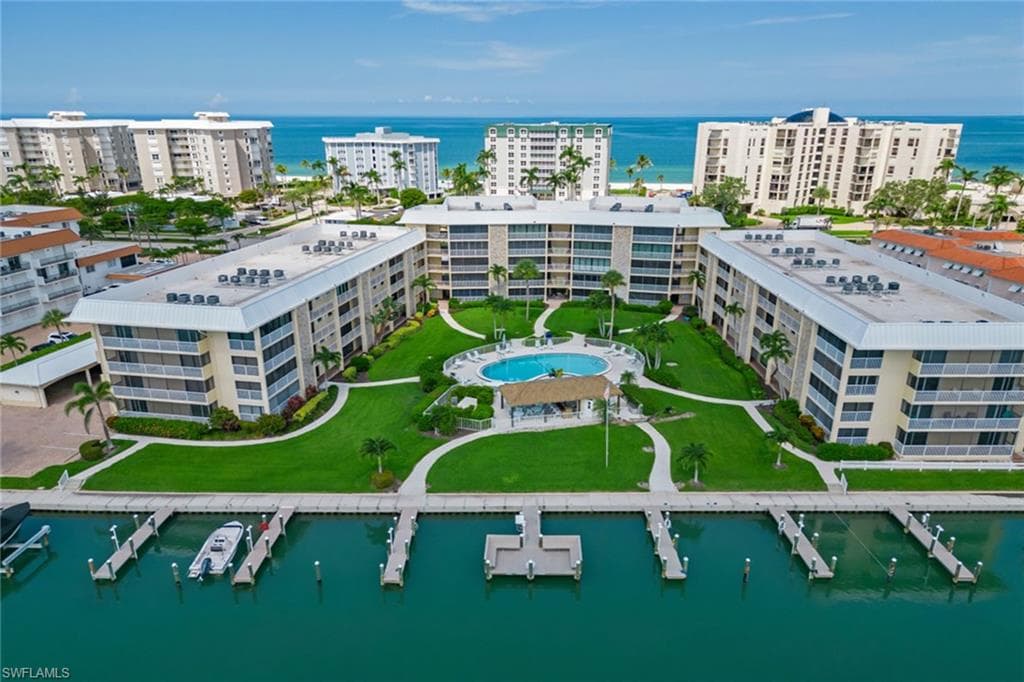 3000 Gulf Shore BLVD N 101-25