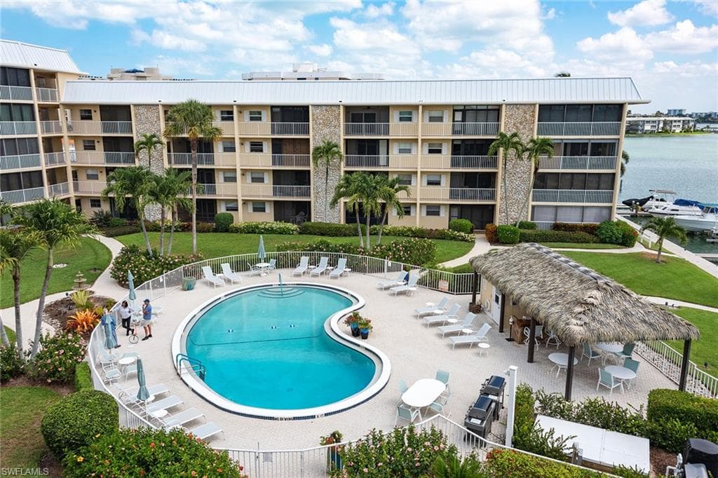 3000 Gulf Shore BLVD N 101-21