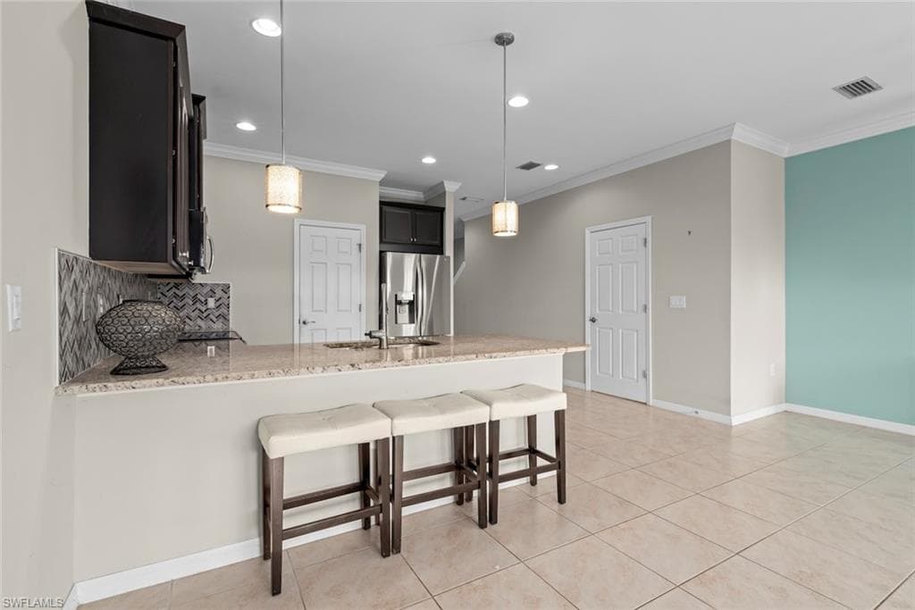 10864 Alvara WAY-12