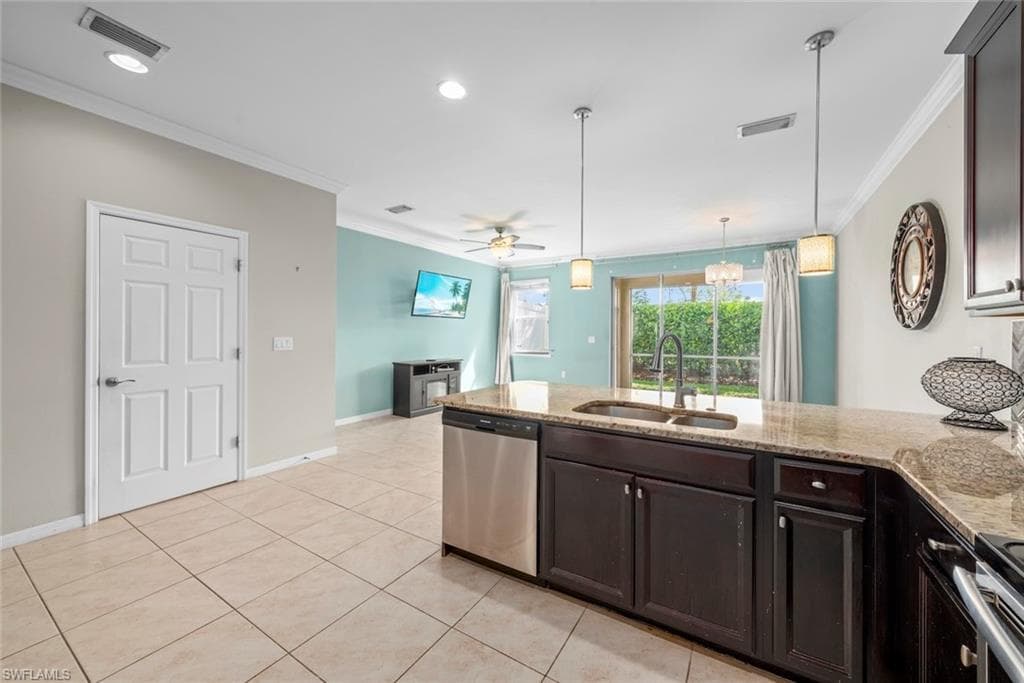 10864 Alvara WAY-7