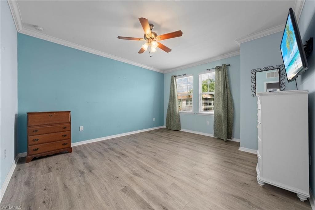 10864 Alvara WAY-32