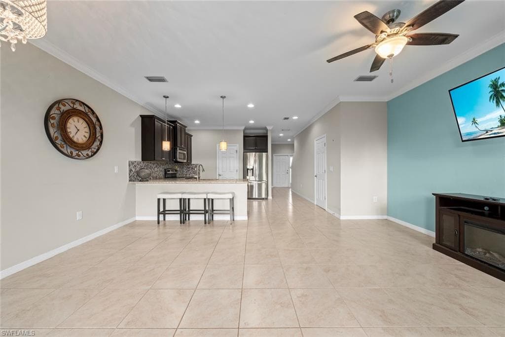 10864 Alvara WAY-18