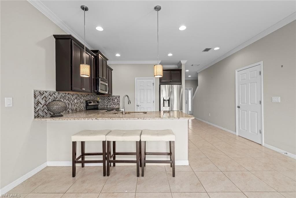 10864 Alvara WAY-11