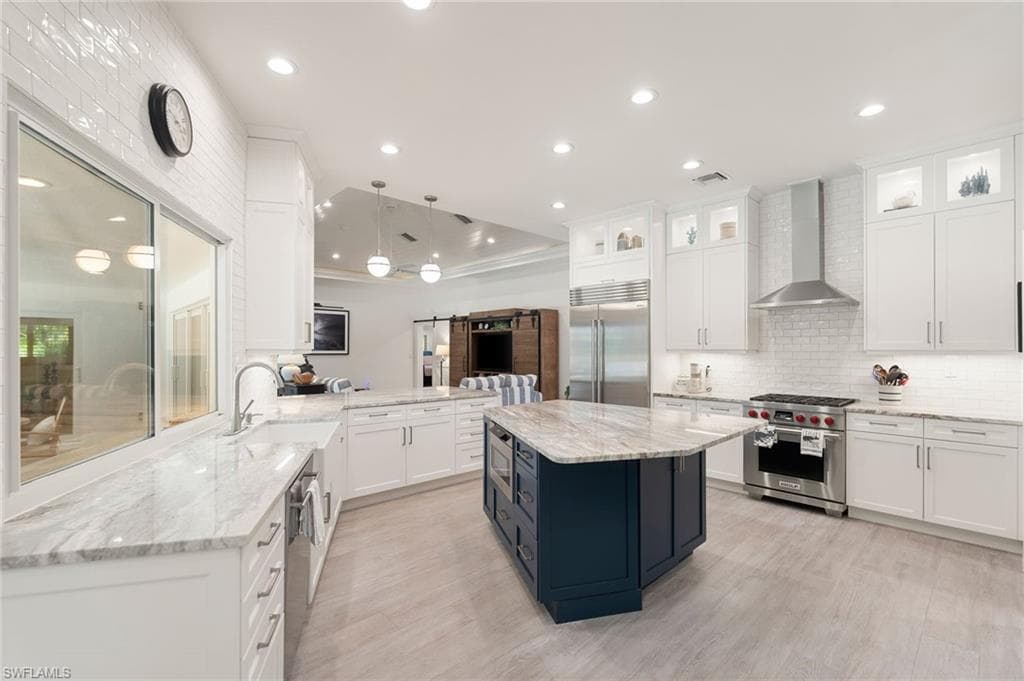 571 Neapolitan LN-3
