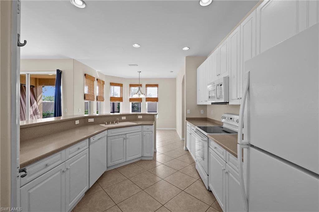 13988 Village Creek DR-19