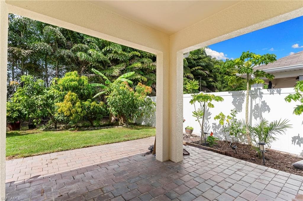 722 Hadley PL W-16