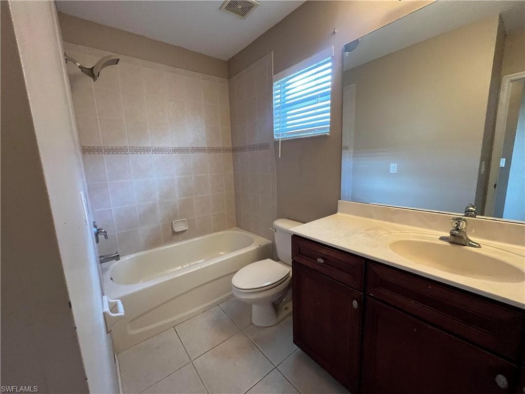 17026 Tremont ST-16
