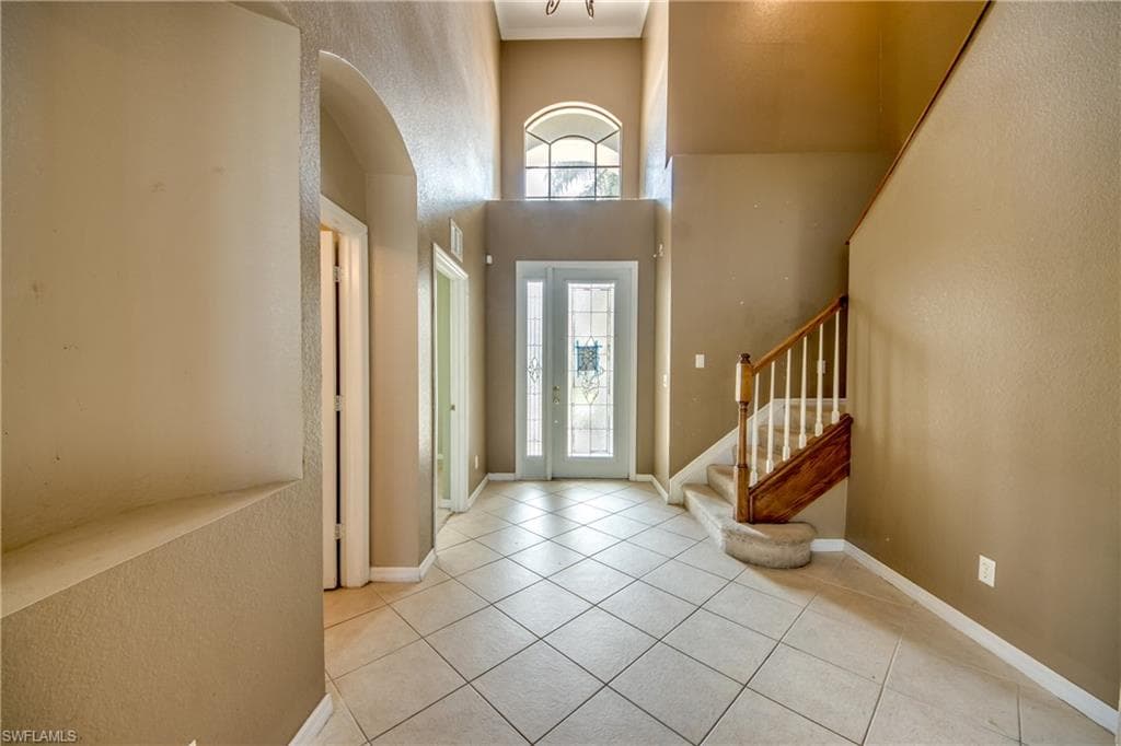 17026 Tremont ST-4