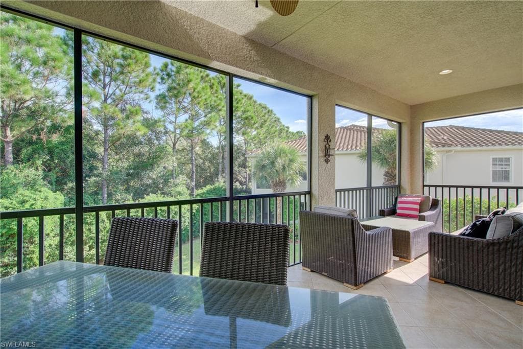 11000 Carrara CT 202-22