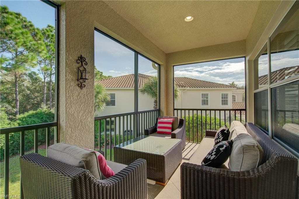 11000 Carrara CT 202-3